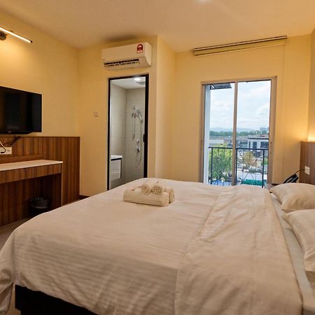 Weiss Hotels Kepong Baru Kampong Jawa Tengah Exteriér fotografie